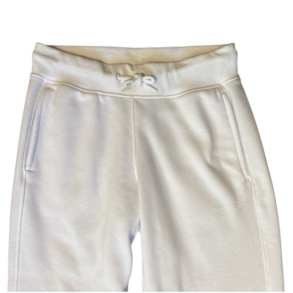 New Balance White Mid-Rise, Ribbed Cuff Fleece Sweatpants, Small, Loungewear - Picture 2 of 7
